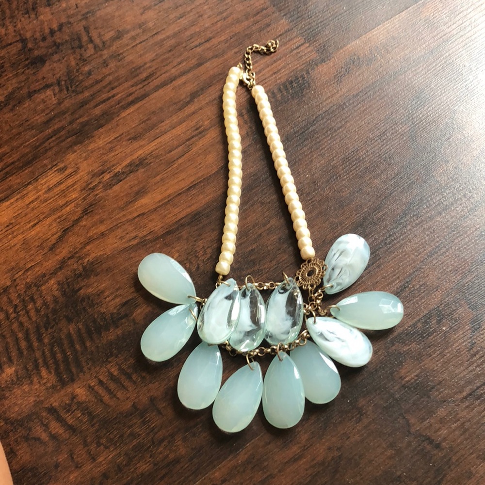 Light Jade Colored Necklace